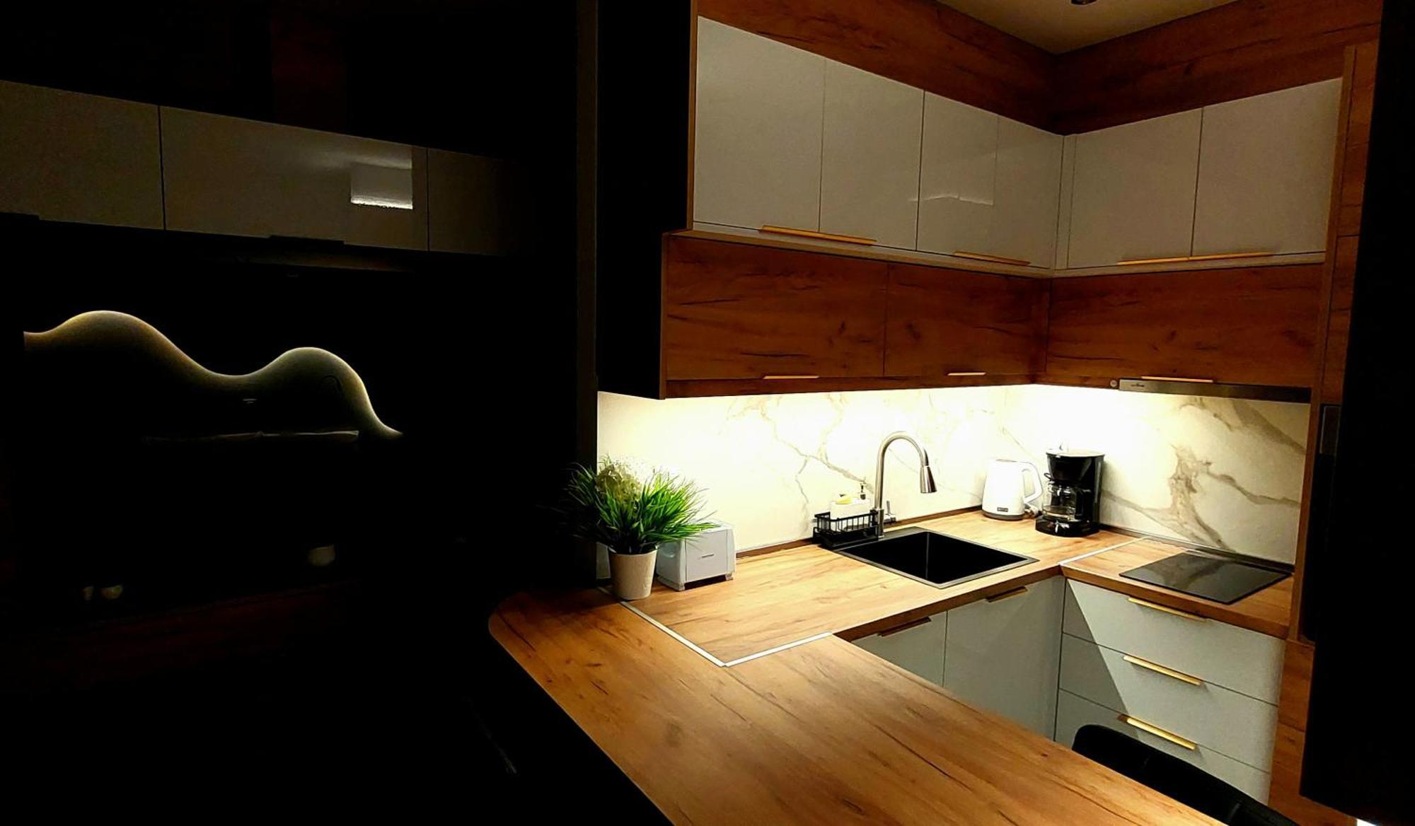 Sky View Suite סרס מראה חיצוני תמונה