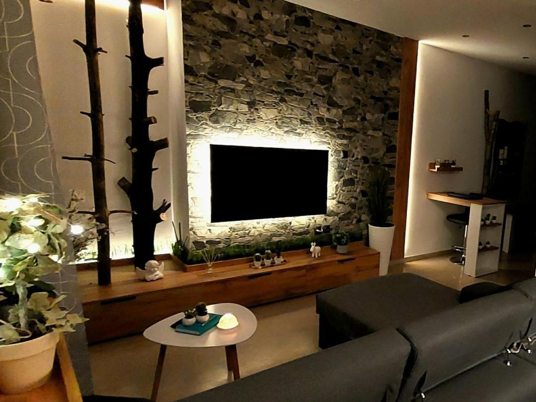 Sky View Suite סרס מראה חיצוני תמונה