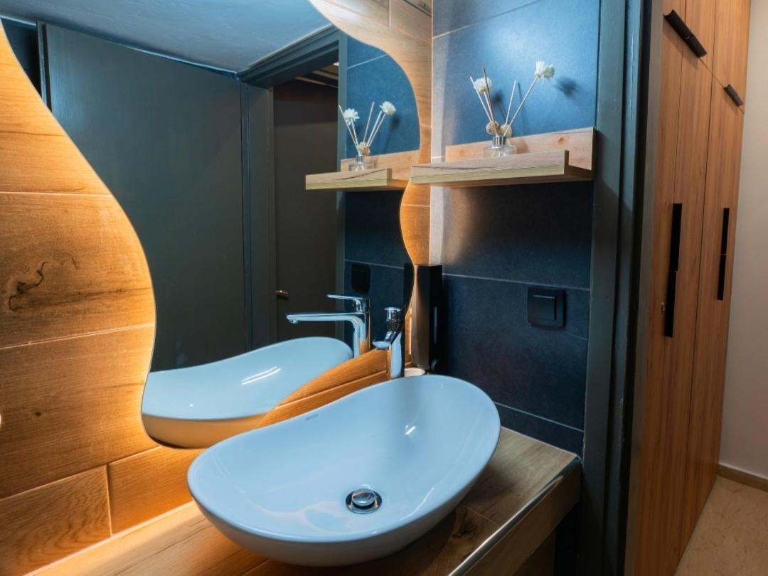 Sky View Suite סרס מראה חיצוני תמונה