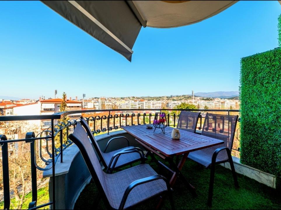 Sky View Suite סרס מראה חיצוני תמונה