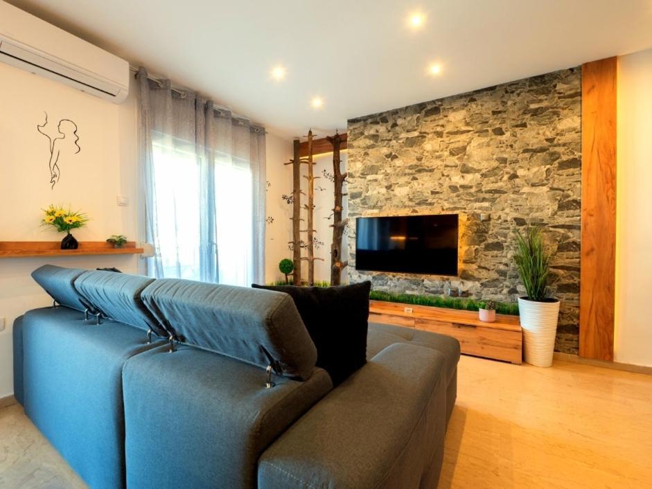 Sky View Suite סרס מראה חיצוני תמונה